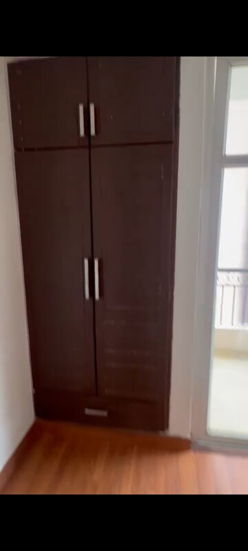Furnished Amenities in 2.5 BHK Apartment at Amrapali Empire, Sain Vihar – for Sale