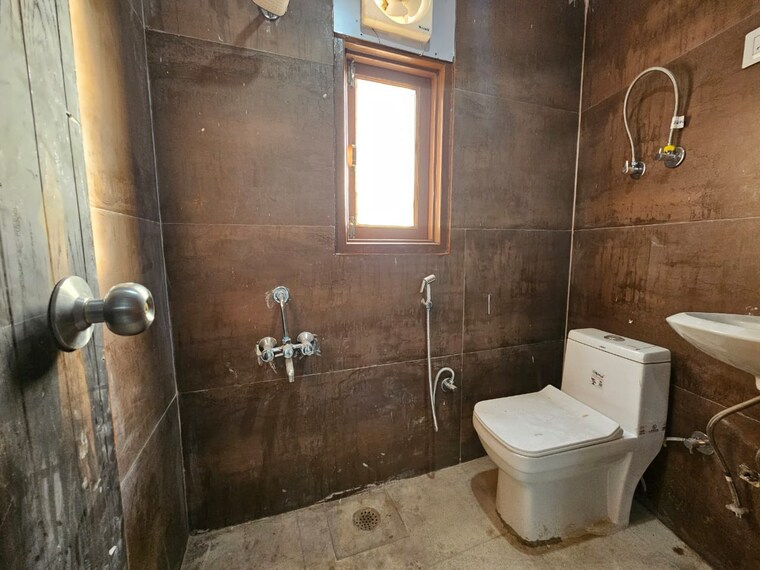 Bathroom, saket 2 Bedroom 900 Sq.Ft. Builder Floor In Saket Delhi 9218678