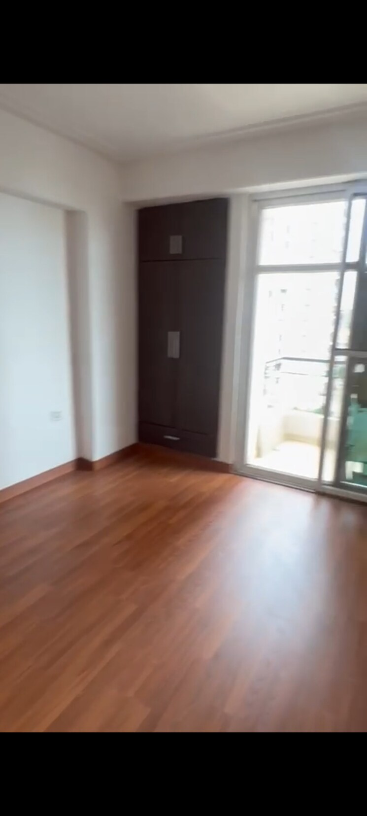 Room, amrapali-empire 2.5 Bedroom 1215 Sq.Ft. Apartment In Sain Vihar Ghaziabad 9218680