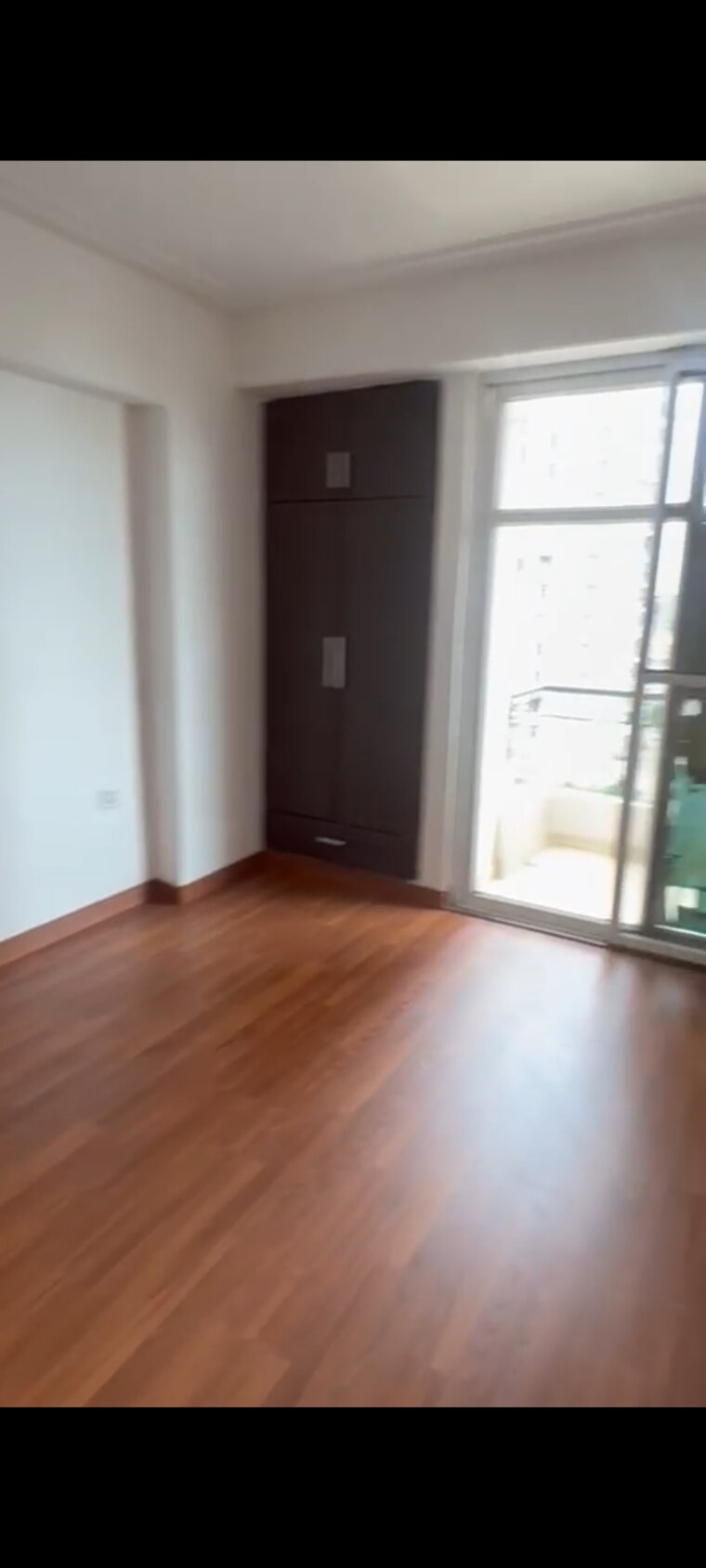 Room, amrapali-empire 2.5 Bedroom 1215 Sq.Ft. Apartment In Sain Vihar Ghaziabad 9218680