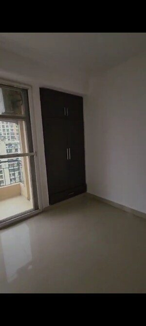 Room in 2 BHK Apartment at Amrapali Empire, Sain Vihar – for Sale