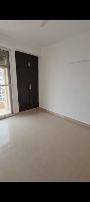 Room in 2 BHK Apartment at Amrapali Empire, Sain Vihar – for Sale