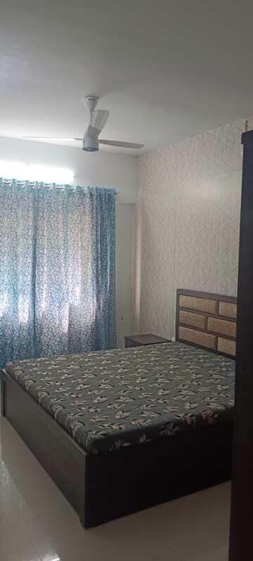 Bedroom in 2 BHK Apartment at Kanakia Spaces Sevens, Andheri East – for Rent