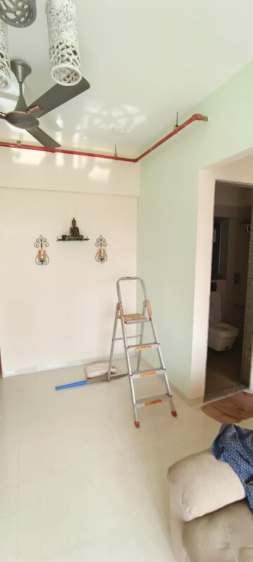 Furnished Amenities in 1 BHK Apartment at Naman Premier, Andheri East – for Rent
