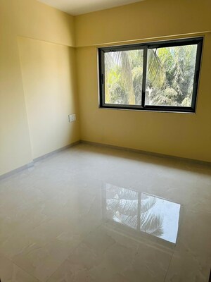 Room in 3 BHK Apartment at BDL Hresa, Chembur – for Rent