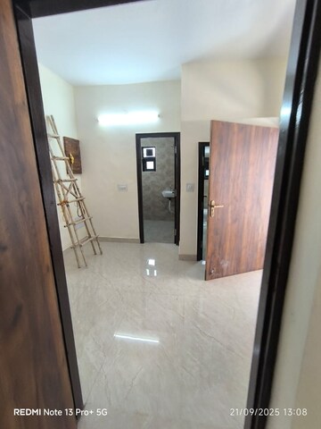 Building Lobby in 3 BHK Builder Floor at Saket – for Rent