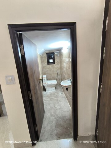 Building Lobby in 3 BHK Builder Floor at Saket – for Rent