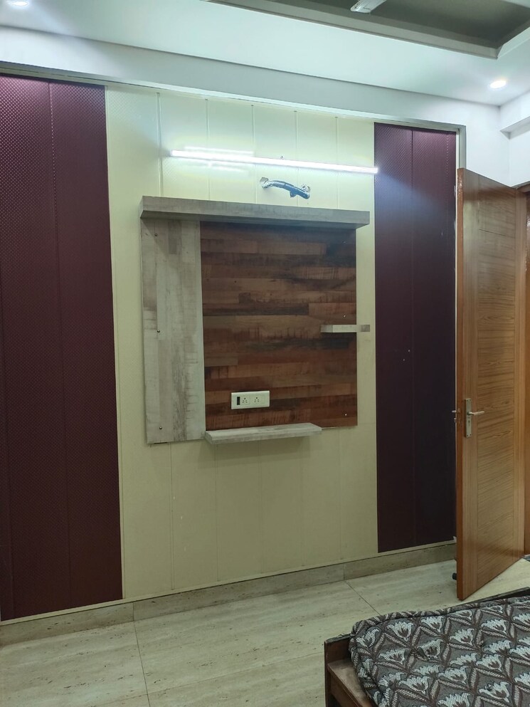 Room, pir machalla 3 Bedroom 1100 Sq.Ft. Apartment In Pir Machalla Zirakpur 9218729