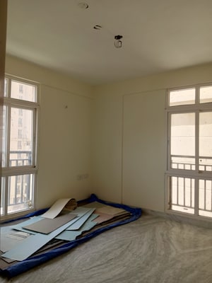 Room in 3 BHK Apartment at Tolichowki – for Sale