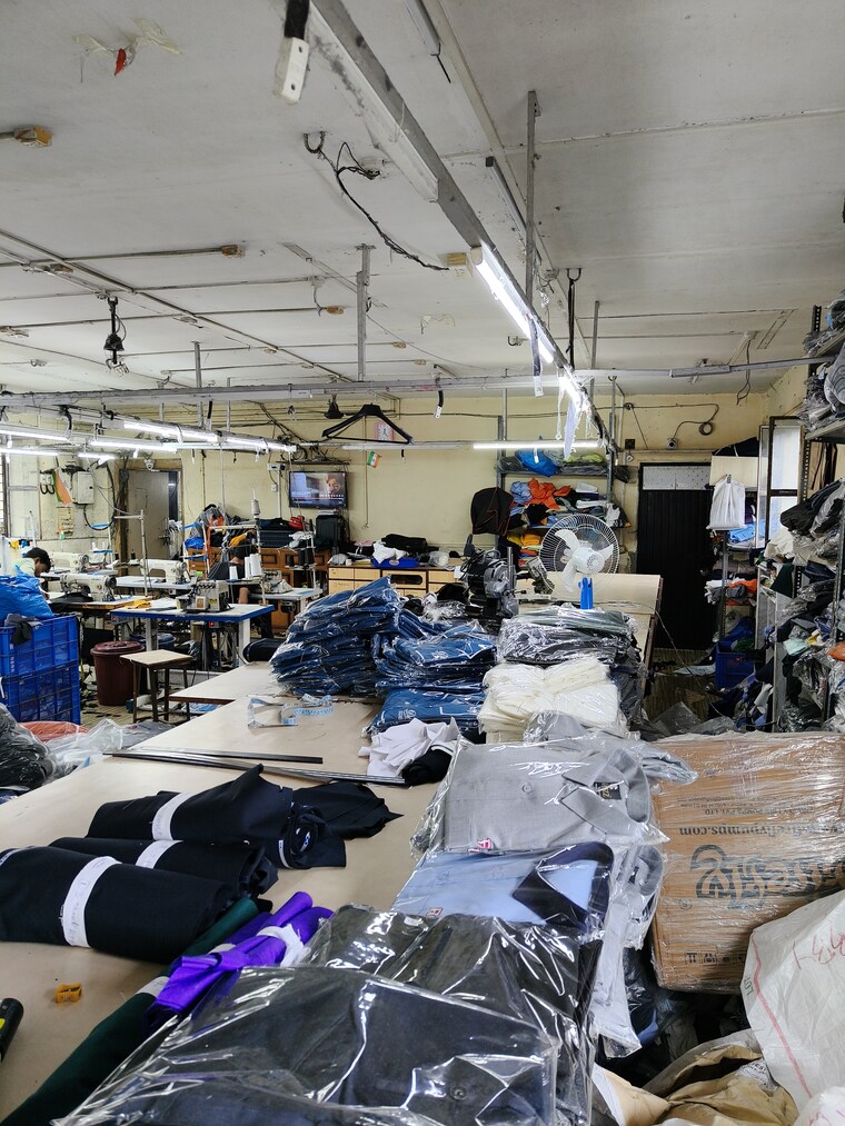 Team Area, nerul-plaza Commercial Shop 3000 Sq.Ft. In Nerul Navi Mumbai 9218766