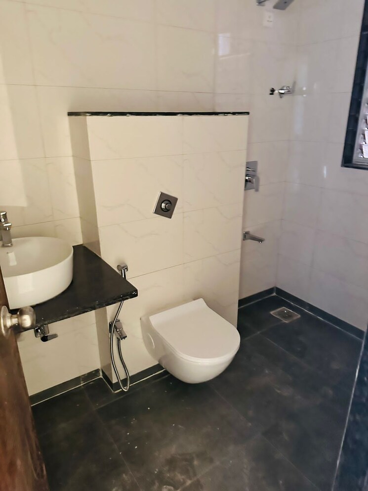 Bathroom, rrb-satra-harmony 1.5 Bedroom 550 Sq.Ft. Apartment In Chembur Mumbai 9218776