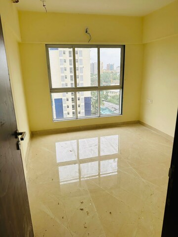 Room in 1.5 BHK Apartment at RRB Satra Harmony, Chembur – for Rent