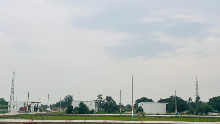 Garden, jewar  178 Sq.Yd. Plot In Jewar Greater Noida 9218791