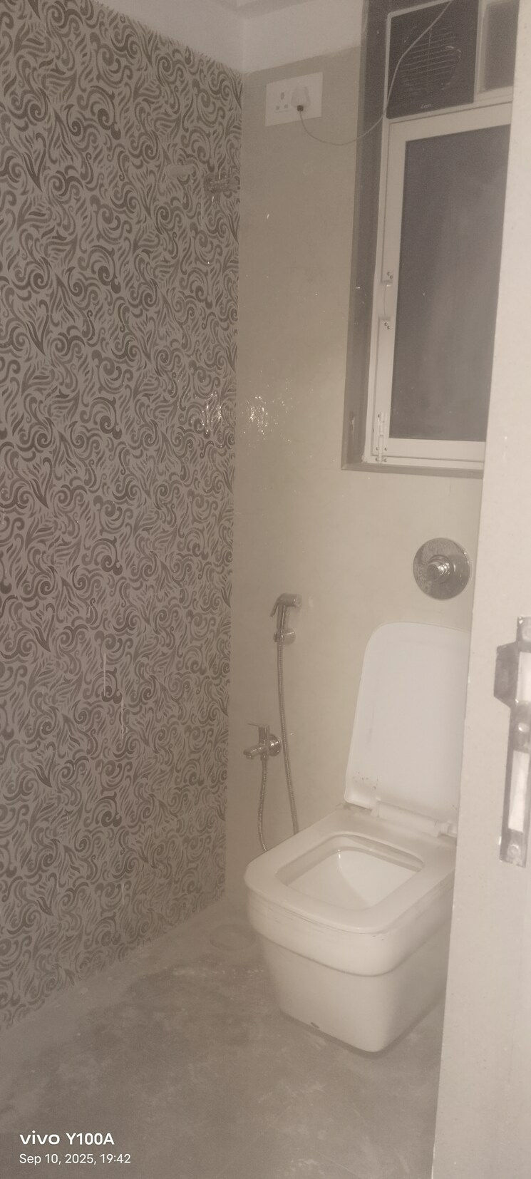 Bathroom, ghatkopar east 1 Bedroom 410 Sq.Ft. Apartment In Ghatkopar East Mumbai 9218803