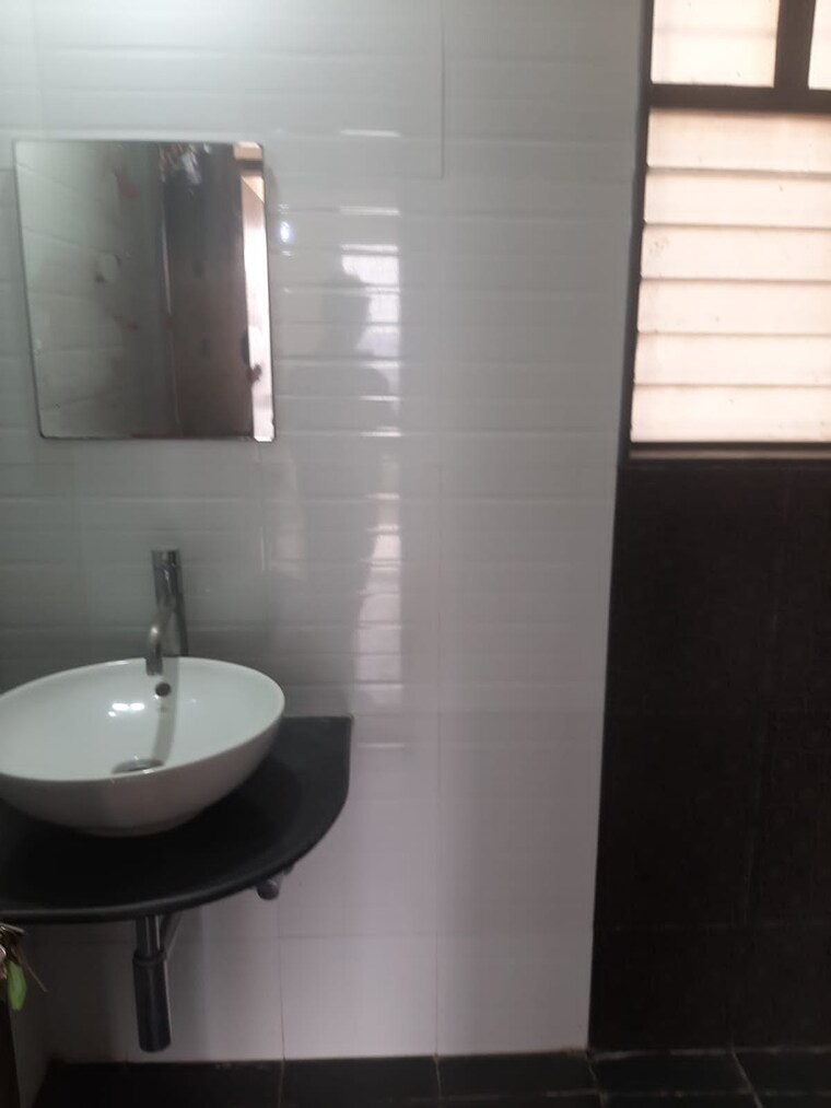 Bathroom, amit-colori 3 Bedroom 1414 Sq.Ft. Apartment In Undri Pune 9218784