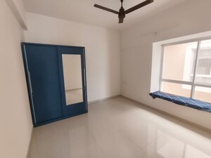 Room in 3 BHK Apartment at Raheja Vistas, Nacharam – for Rent