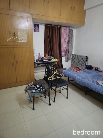 Room in 1 BHK Apartment at Erandwane – for Rent