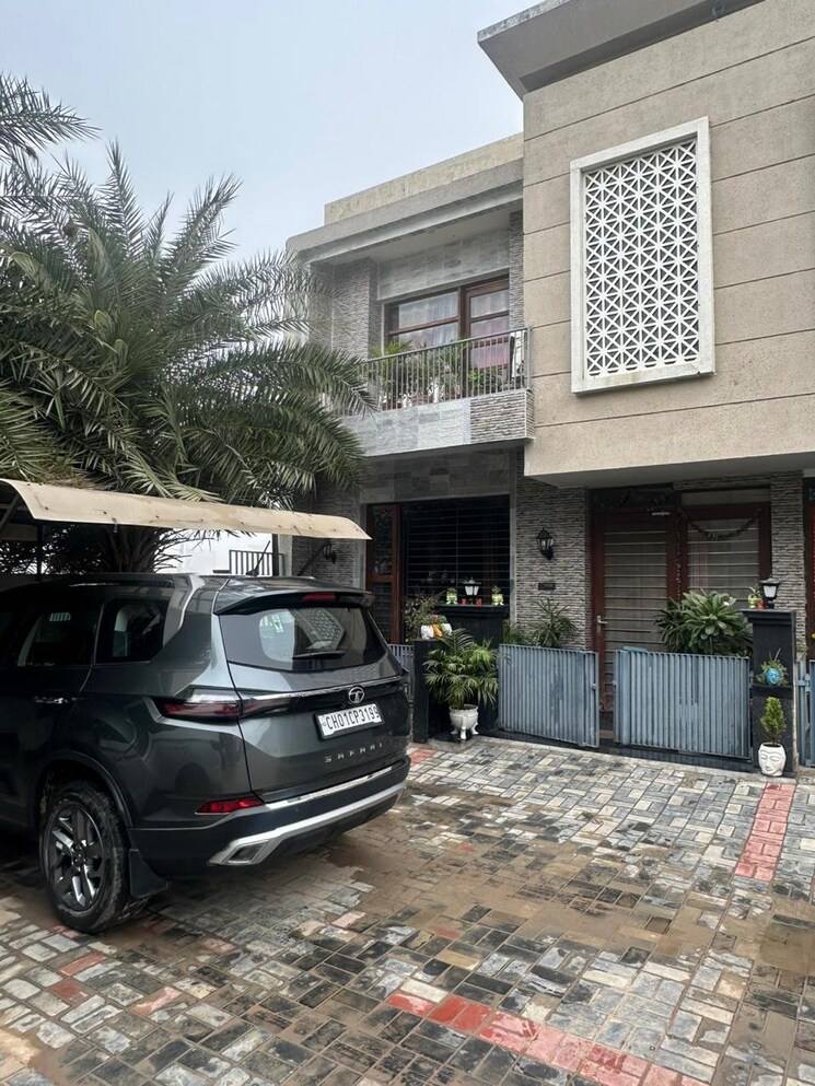  Parking, greater mohali 3 Bedroom 125 Sq.Yd. Villa In Greater Mohali Mohali 9218854