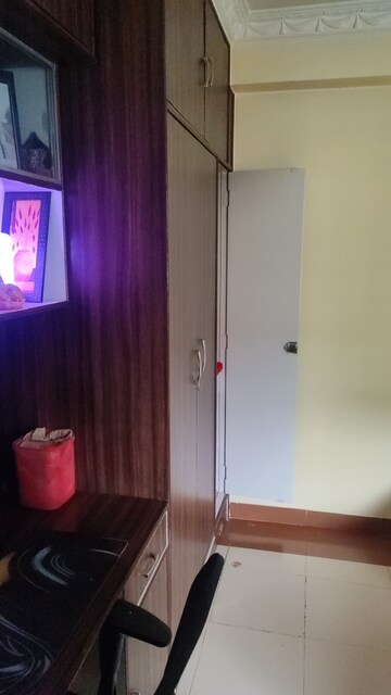 Furnished Amenities in 2 BHK Apartment at Bariatu Road – for Sale