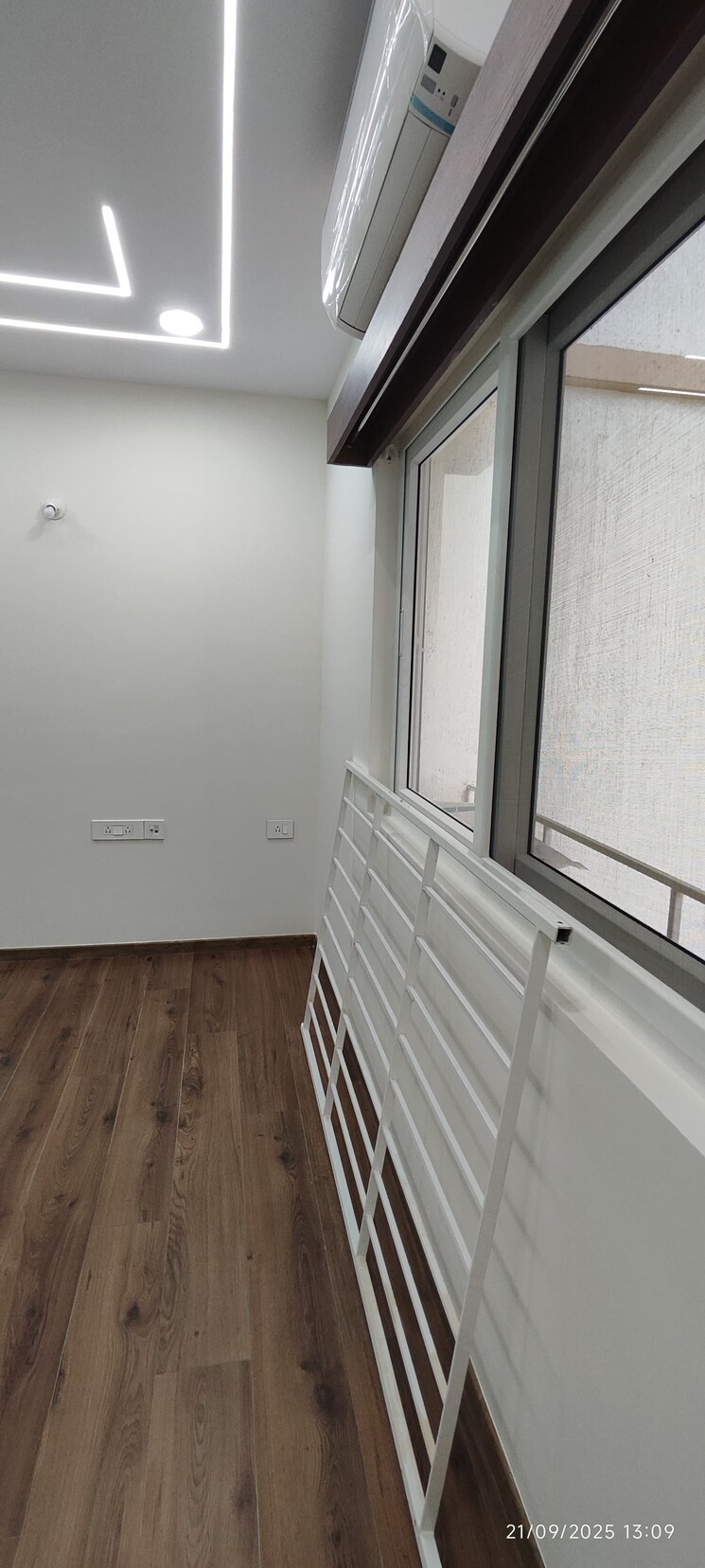 Balcony, bollineni-bion 2.5 Bedroom 1620 Sq.Ft. Apartment In Kothaguda Hyderabad 9218879