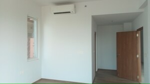 Room in 3 BHK Apartment at Emaar MGF Emerald Hills, Sector 65 – for Rent