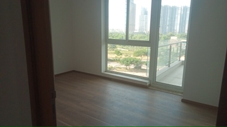 Room, emaar-mgf-emerald-hills 3 Bedroom 267 Sq.Yd. Apartment In Sector 65 Gurgaon 9218944