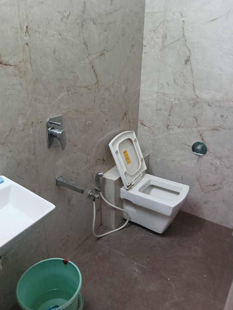 Attached Bathroom, siddhivinayak-royal-meadows 2 Bedroom 756 Sq.Ft. Apartment In Shahad Thane 9218964