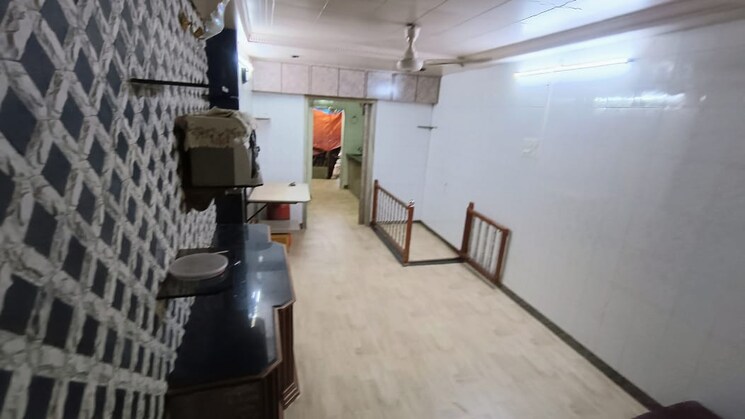 Kitchen, bhatta-chawl 1 Bedroom 350 Sq.Ft. Apartment In Worli Mumbai 9218980