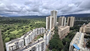 2.5 BHK Apartment For Rent in Evershine Crown, Kandivali East