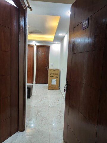 Room in 2 BHK Builder Floor at Saket – for Rent