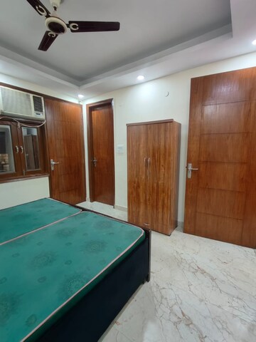 Bedroom in 2 BHK Builder Floor at Saket – for Rent