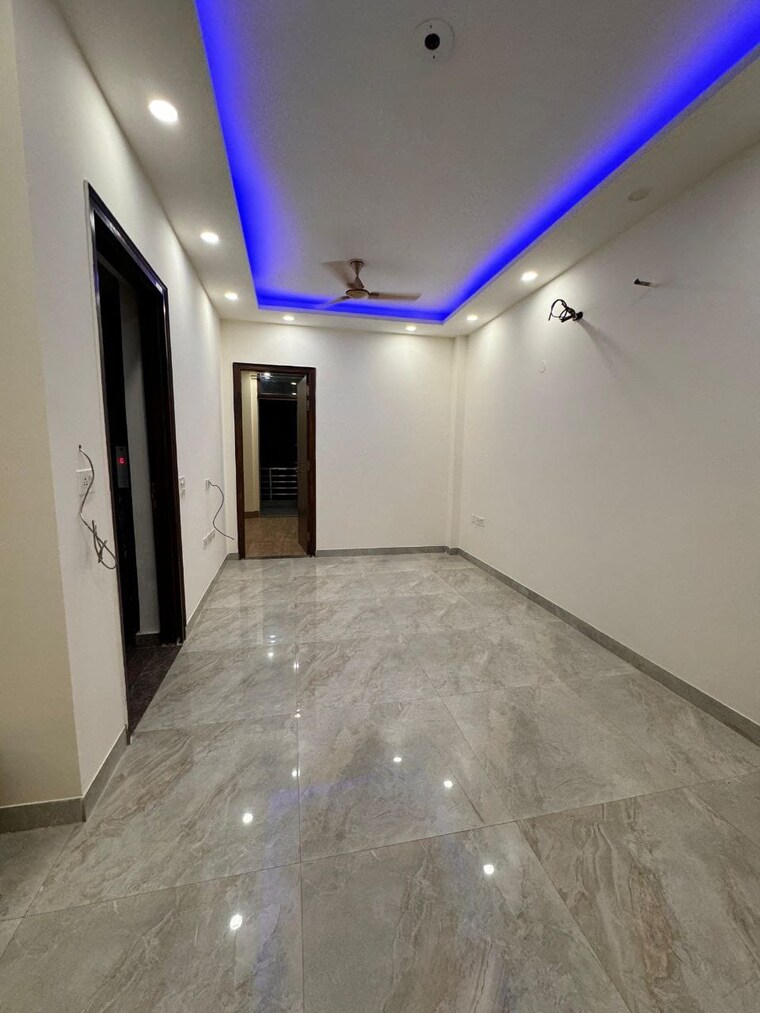 Room, sector 57 2 Bedroom 1450 Sq.Ft. Builder Floor In Sector 57 Gurgaon 9219094