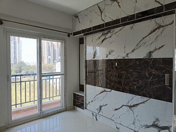Room in 1 BHK Apartment at Candeur Signature, Varthur – for Sale