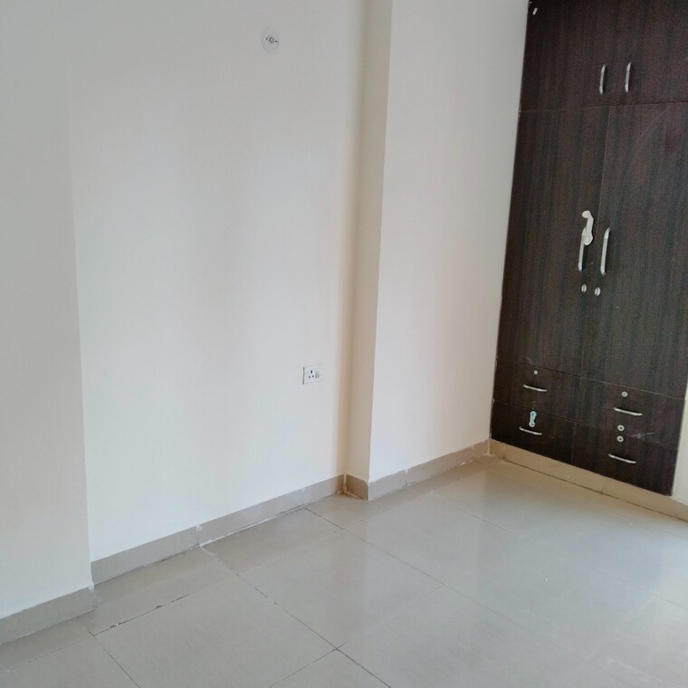 Room, antriksh-golf-view 3 Bedroom 1640 Sq.Ft. Apartment In Sector 78 Noida 9219113