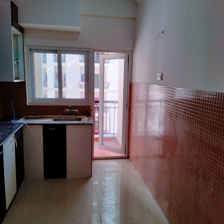 Kitchen, antriksh-golf-view 3 Bedroom 1640 Sq.Ft. Apartment In Sector 78 Noida 9219113