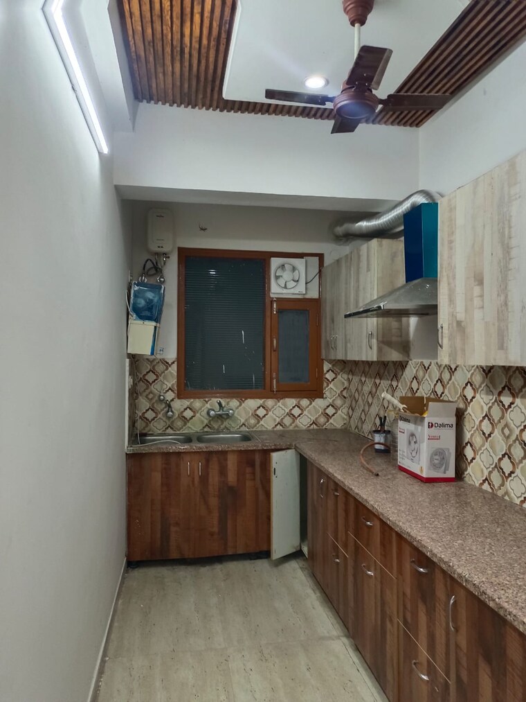 Kitchen, pir machalla 3 Bedroom 1100 Sq.Ft. Apartment In Pir Machalla Zirakpur 9219117