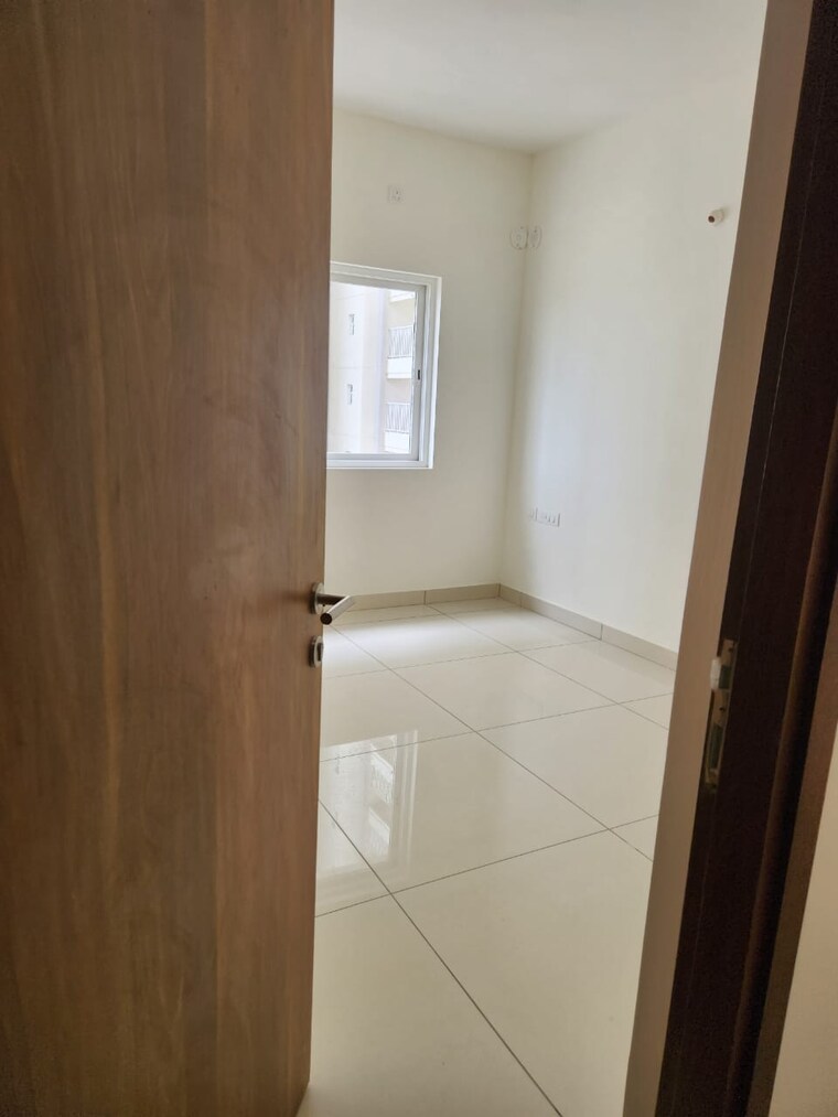 Bathroom, avalon-park-at-the-prestige-city 3.5 Bedroom 1898 Sq.Ft. Apartment In Sarjapur Road Bangalore 9219135