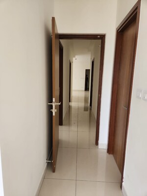 Building Lobby in 3.5 BHK Apartment at Avalon Park At The Prestige City, Sarjapur Road – for Sale