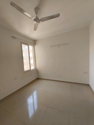 Room in 2 BHK Apartment at Shree Vardhman Green Court, Sector 90 – for Sale