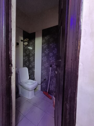 Bathroom in 2 BHK Builder Floor at Prince Apartments Vaishali, Vaishali Sector 2 – for Rent