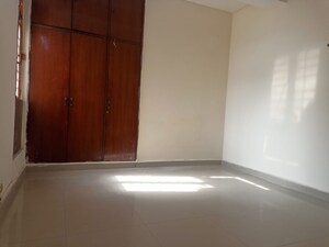 3.5 BHK Villa For Rent in Sector 37