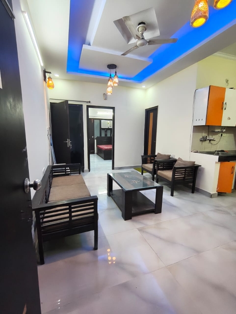 2 BHK 1000 Sq.Ft. Builder Floor in Satyam Plaza