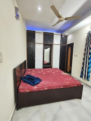 Bedroom in 2 BHK Builder Floor at Satyam Plaza, Sector 15 – for Rent