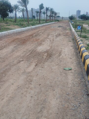  Plot For Sale in Knowledge Park V Greater Noida