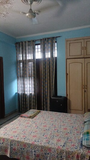 Living Room in 3 BHK Builder Floor at SS Mayfield Gardens, Sector 51 – for Sale