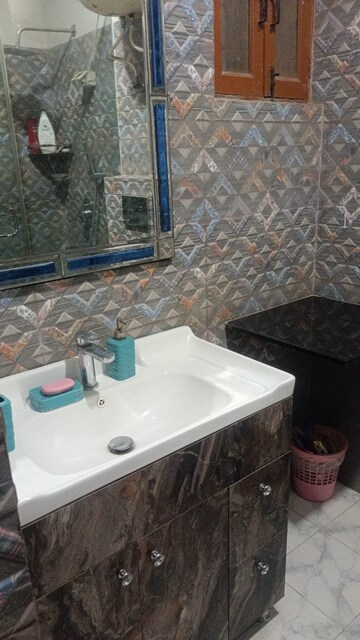 Furnished Amenities in 3 BHK Builder Floor at SS Mayfield Gardens, Sector 51 – for Sale
