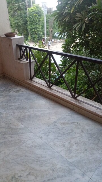 Balcony in 3 BHK Builder Floor at SS Mayfield Gardens, Sector 51 – for Sale