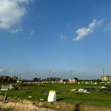  Plot For Sale in Tdi City