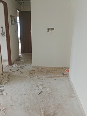 Dining area in 2 BHK Apartment at Woodstock Gardens, Santacruz West – for Sale