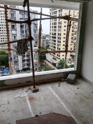 Bedroom in 2 BHK Apartment at Woodstock Gardens, Santacruz West – for Sale